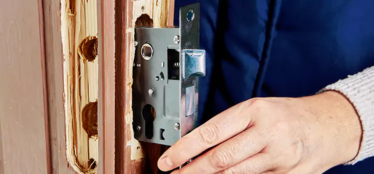 Garage Door Lock Replacement Franklin Park